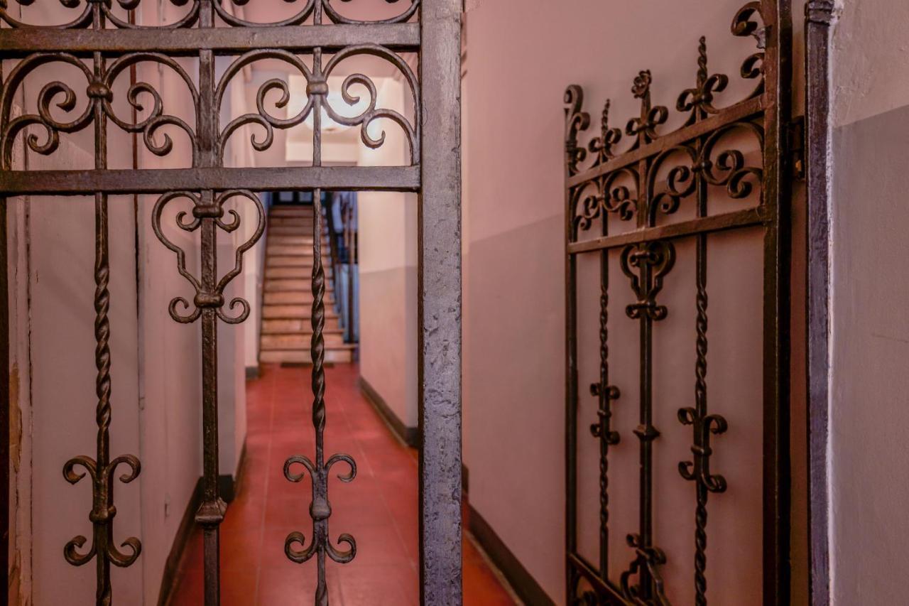 A Un Passo Da Lucio Apartment Bologna Bagian luar foto