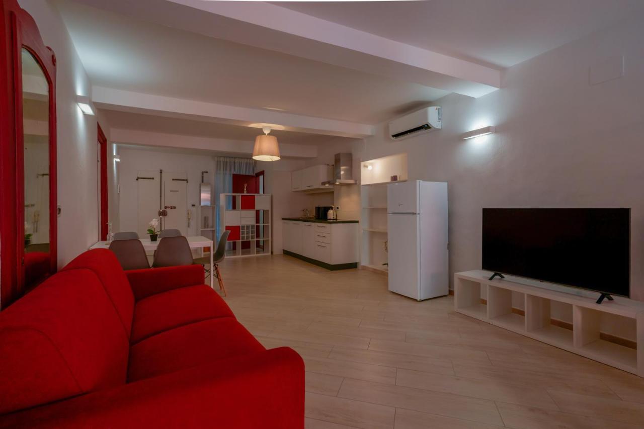 A Un Passo Da Lucio Apartment Bologna Bagian luar foto