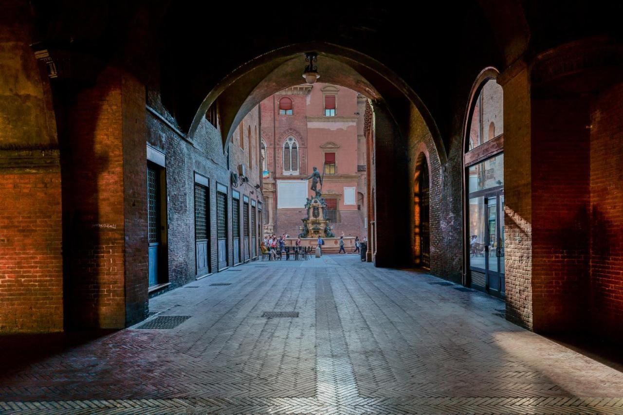A Un Passo Da Lucio Apartment Bologna Bagian luar foto